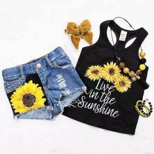 Toddler sunflower shorts and tshirt